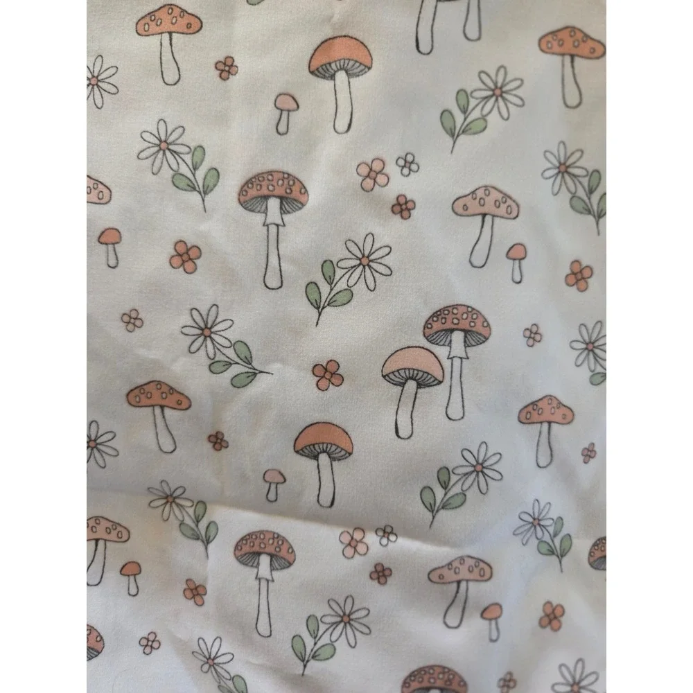 Moss & Willow Mushroom Floral Print Fabric Queen Sheet‎ Cottagecore